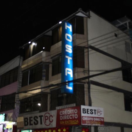 Julius Hostal, Desde Las 14 Horas Hasta 12 Del Mediodia Quito Eksteriør bilde