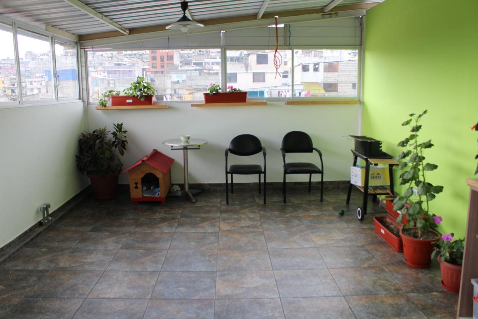 Julius Hostal, Desde Las 14 Horas Hasta 12 Del Mediodia Quito Eksteriør bilde